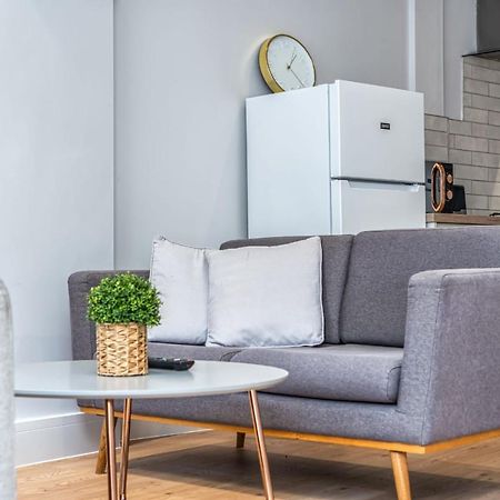 Modern Apartment In East London Exteriör bild