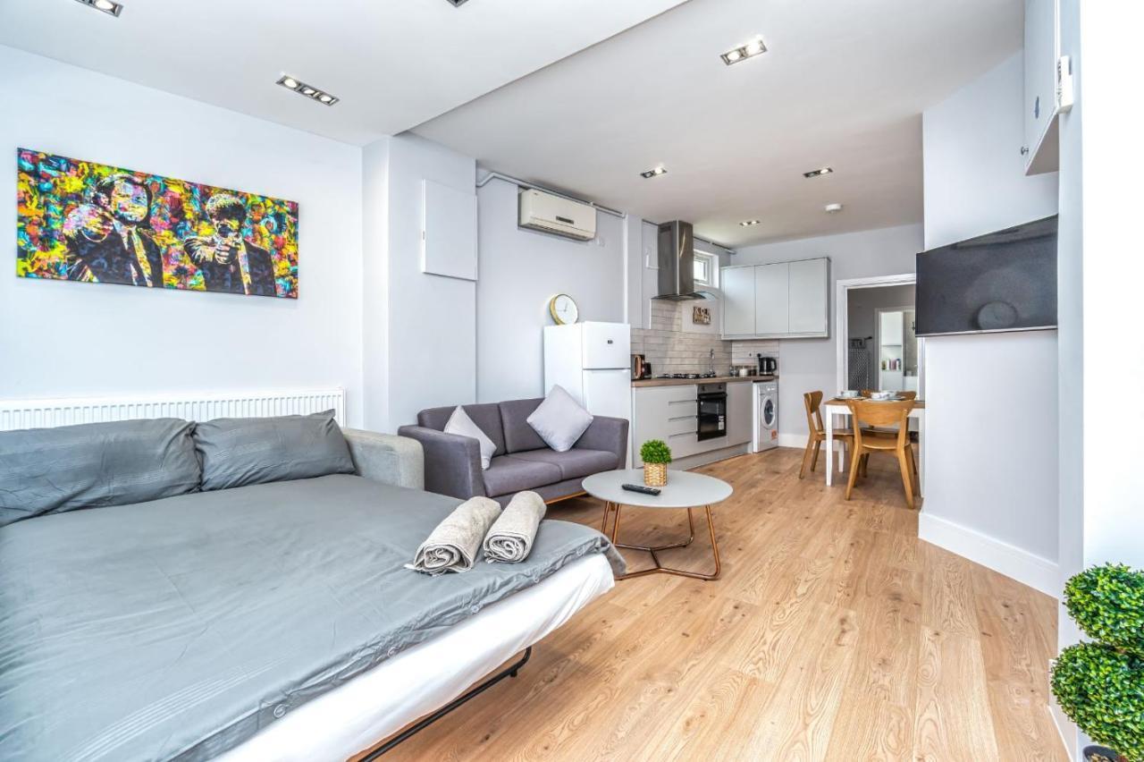 Modern Apartment In East London Exteriör bild