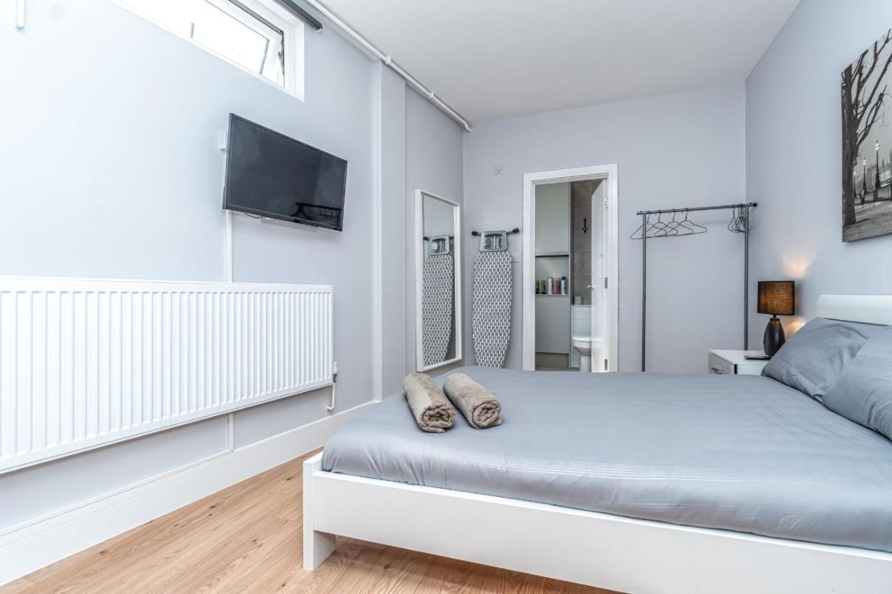 Modern Apartment In East London Exteriör bild